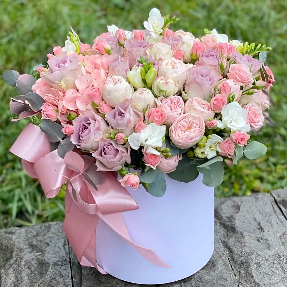 Цветы в коробке